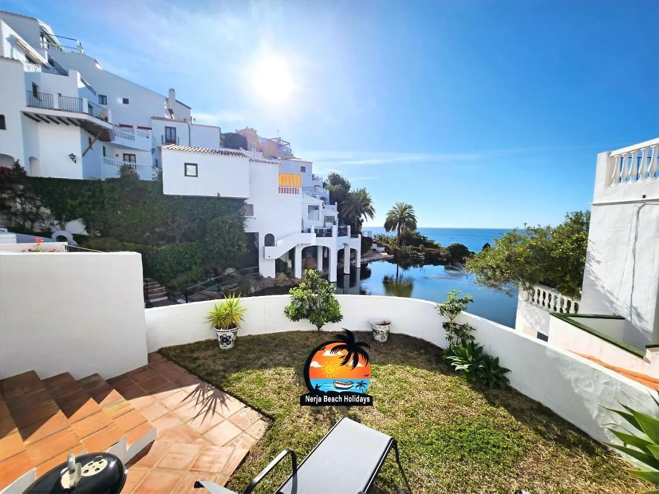 2 Bed Apartment With Sea View Near Burriana Beach Nerja
