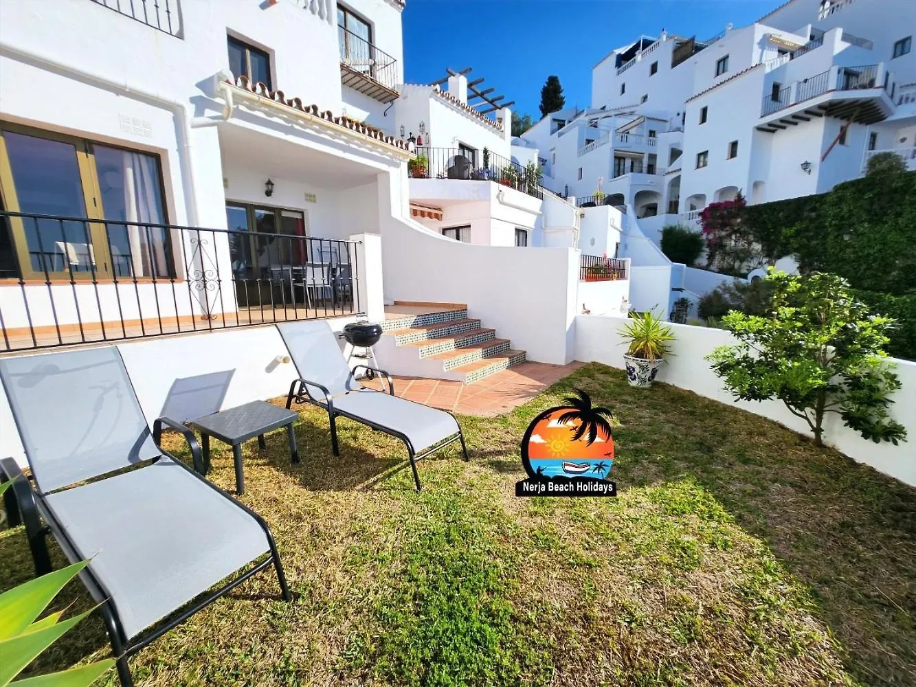 2 Bed Apartment With Sea View Near Burriana Beach Nerja Spain